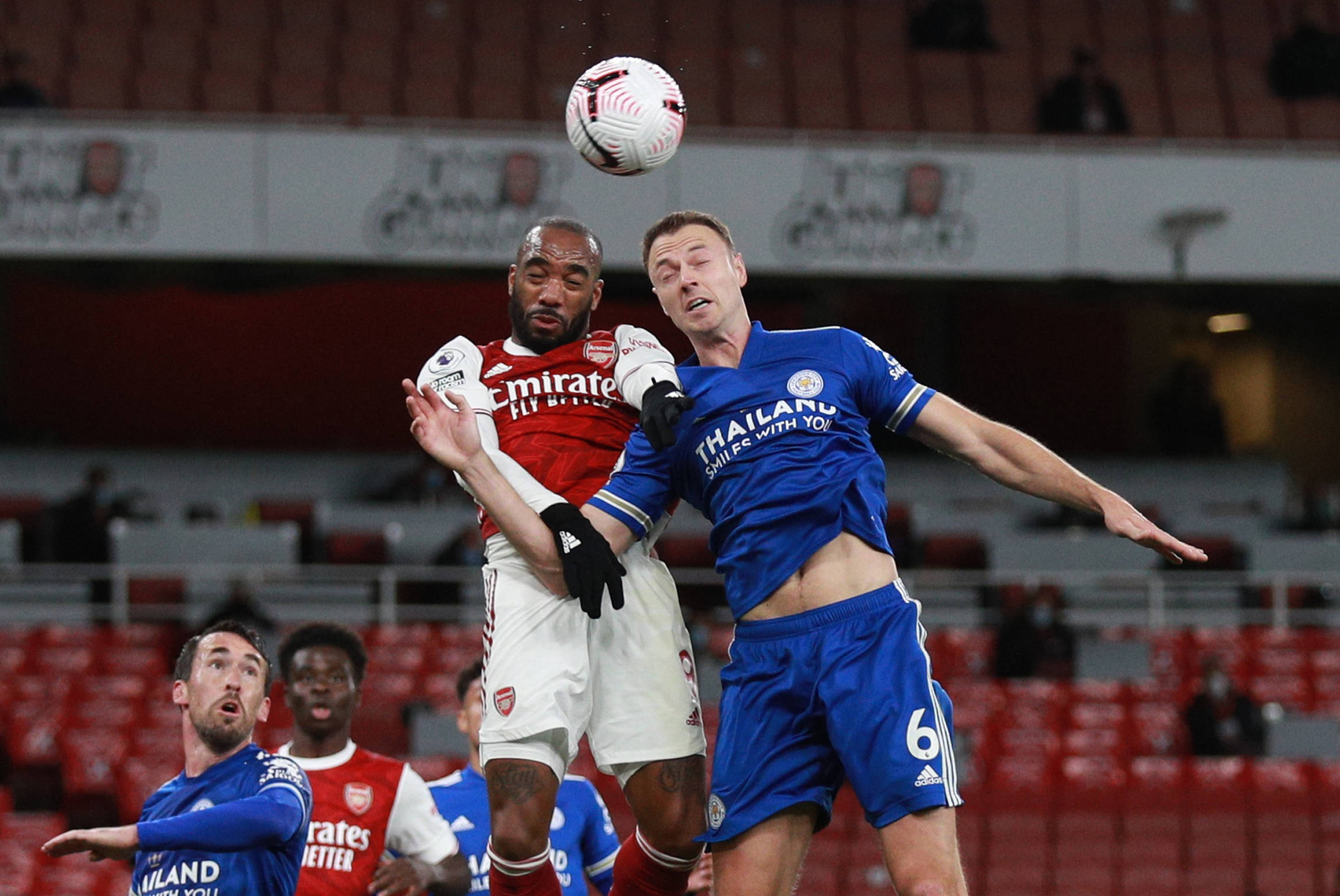 赛事中占据 赛事中占据